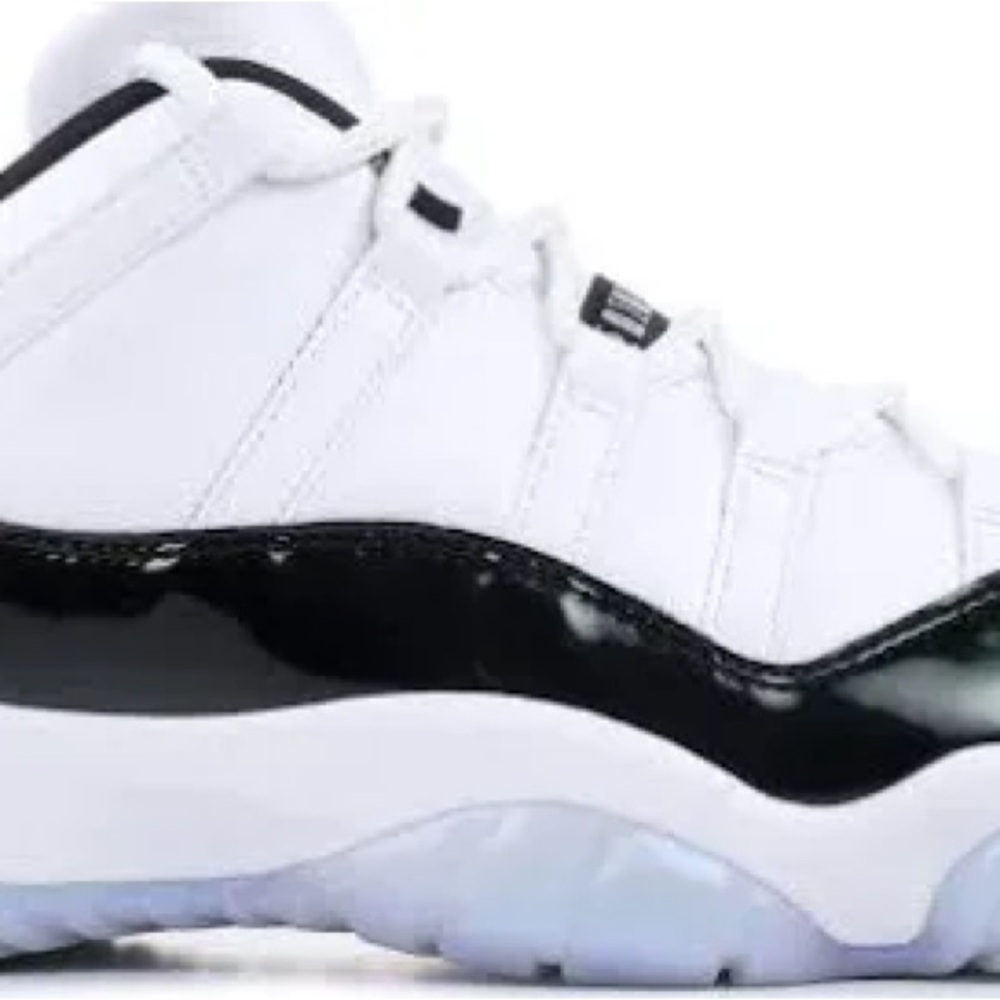 Air Jordan 11 Retro Low 'Emerald' | White | Men's Size 9.5